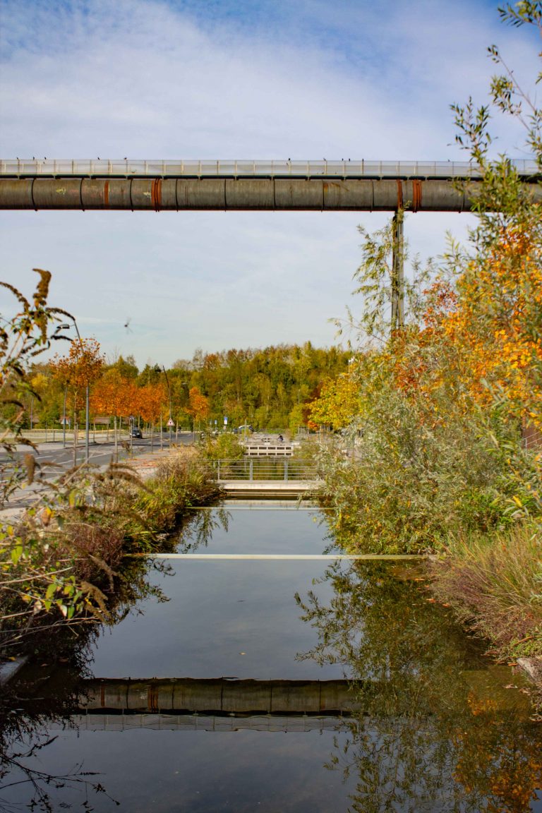 Phoenix West in Dortmund mit Skywalk